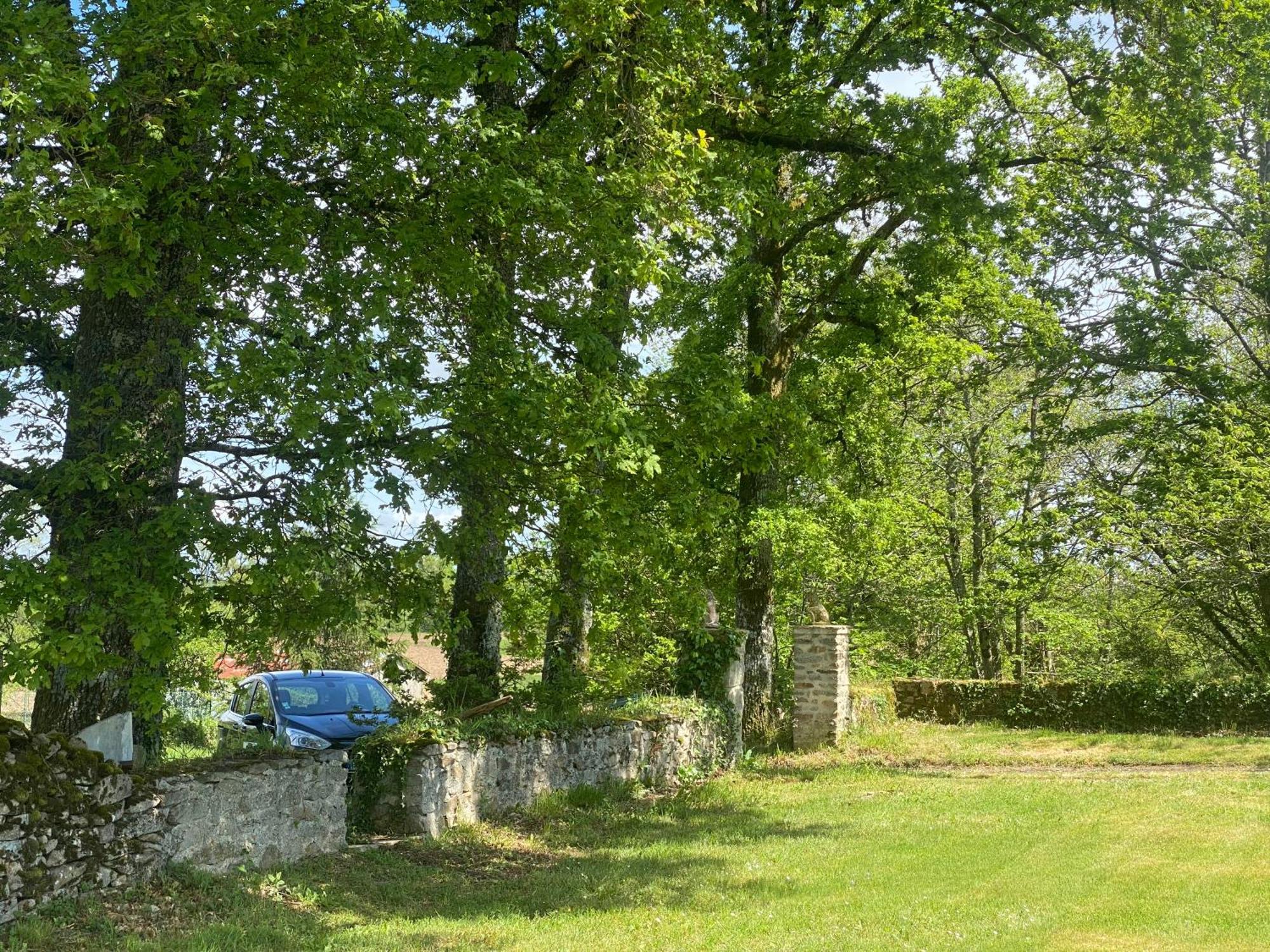 Le Chalet De Thierry Villefavard Exterior photo
